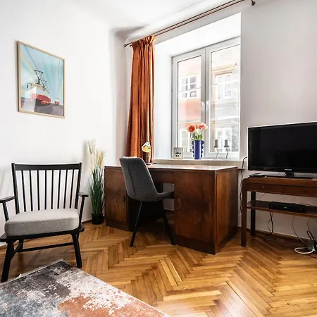 Old Town Heart Xxiii - Piwna * وارسو