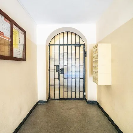 Old Town Heart Xxiii - Piwna Warszawa